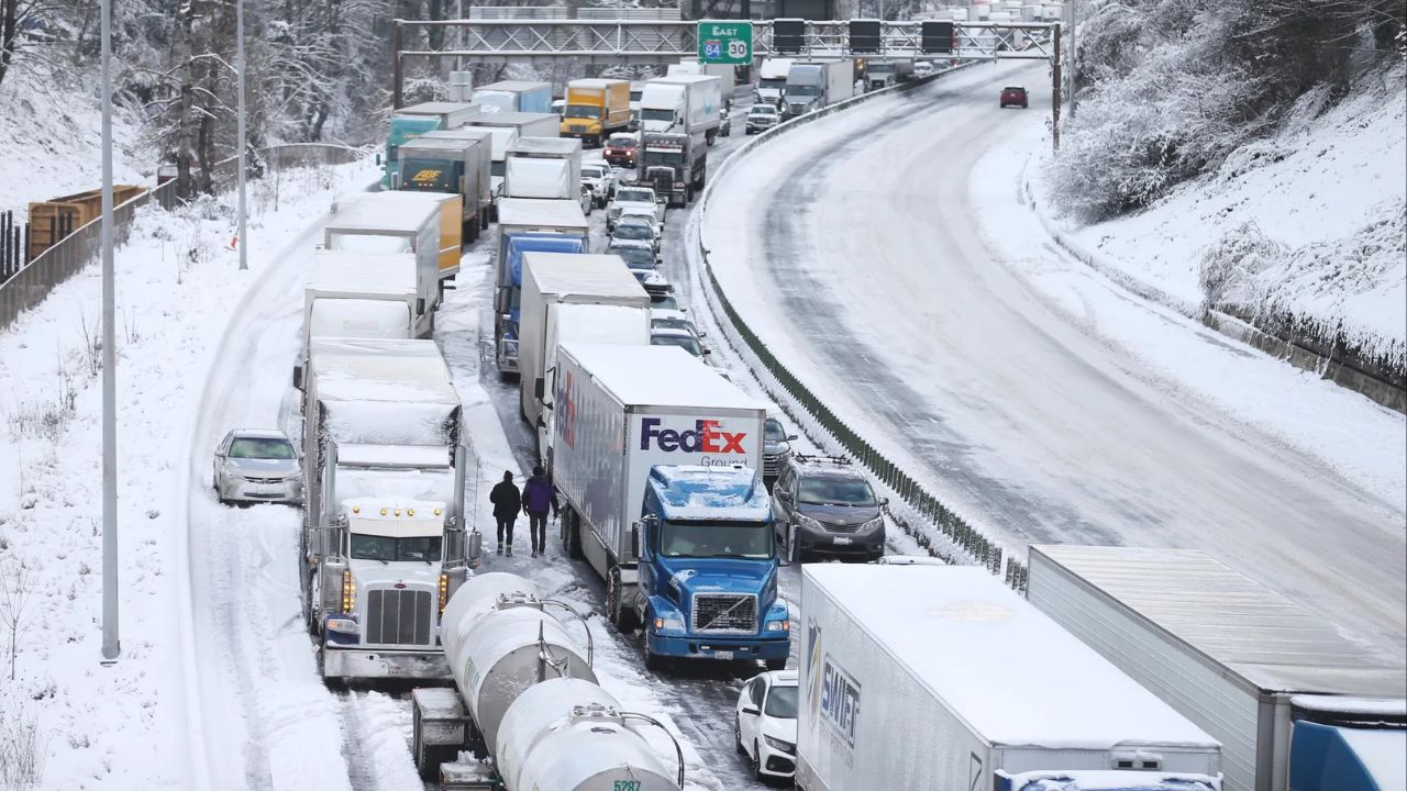 Booming Noises Rattle Heartland as Rare ‘Frost Quakes’ Echo Along I-70 Corridor