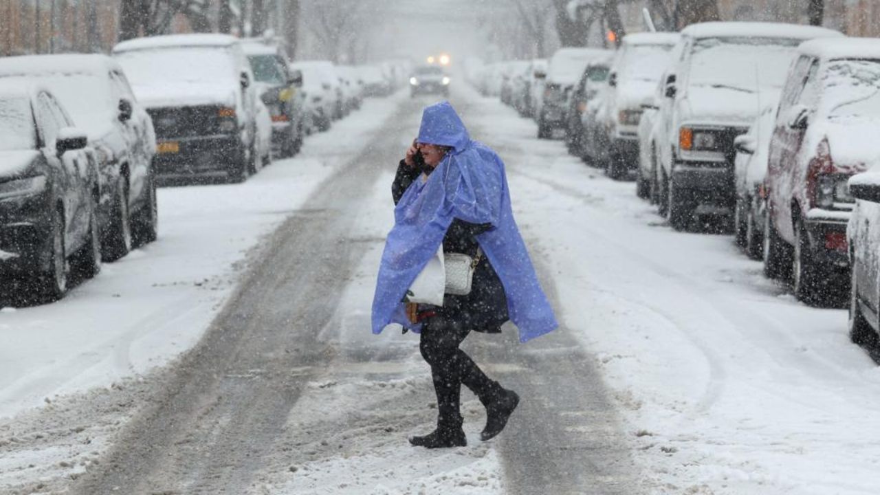 Nationwide Freeze Builds as Arctic Cold and Snow Systems Line Up Through the Weekend