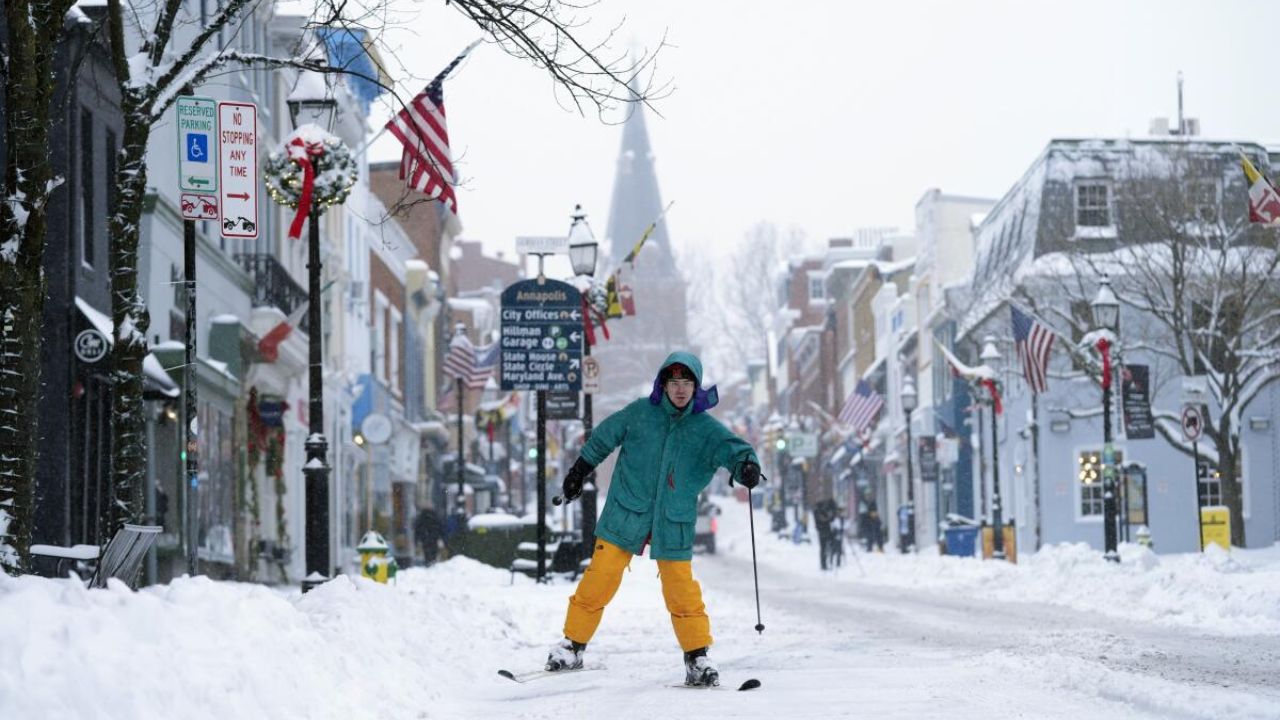 Washington, DC Braces for Arctic Front as Icy Roads and Bitter Cold Target Metro Area