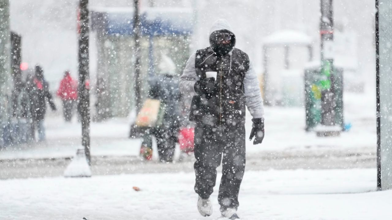 Winter Weather Advisory Expanded as Snow and Dangerous Cold Target Chicago Area